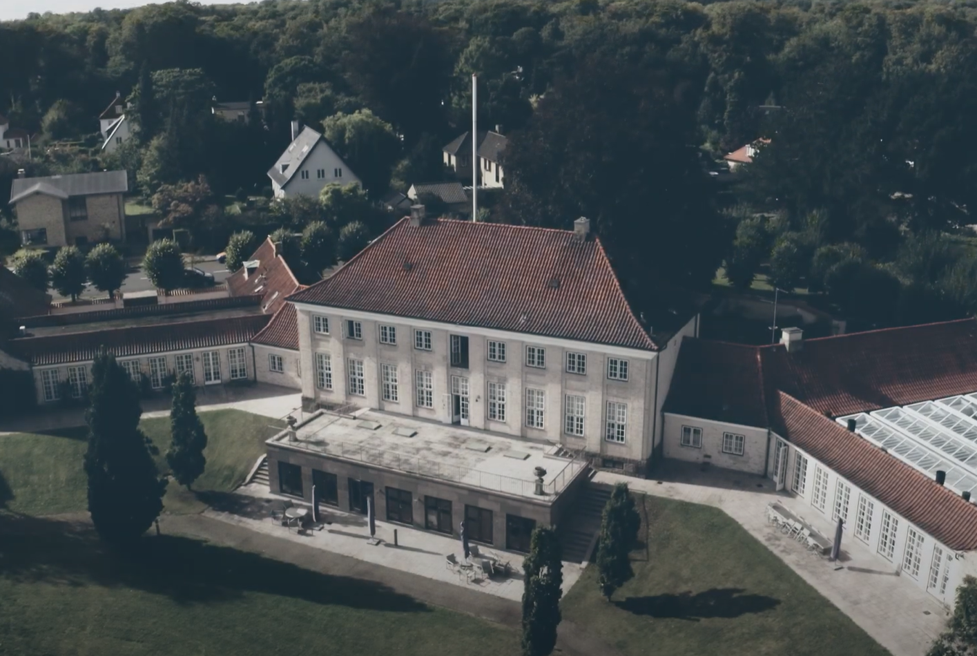 HISTORIEN OM ELSASS FONDEN