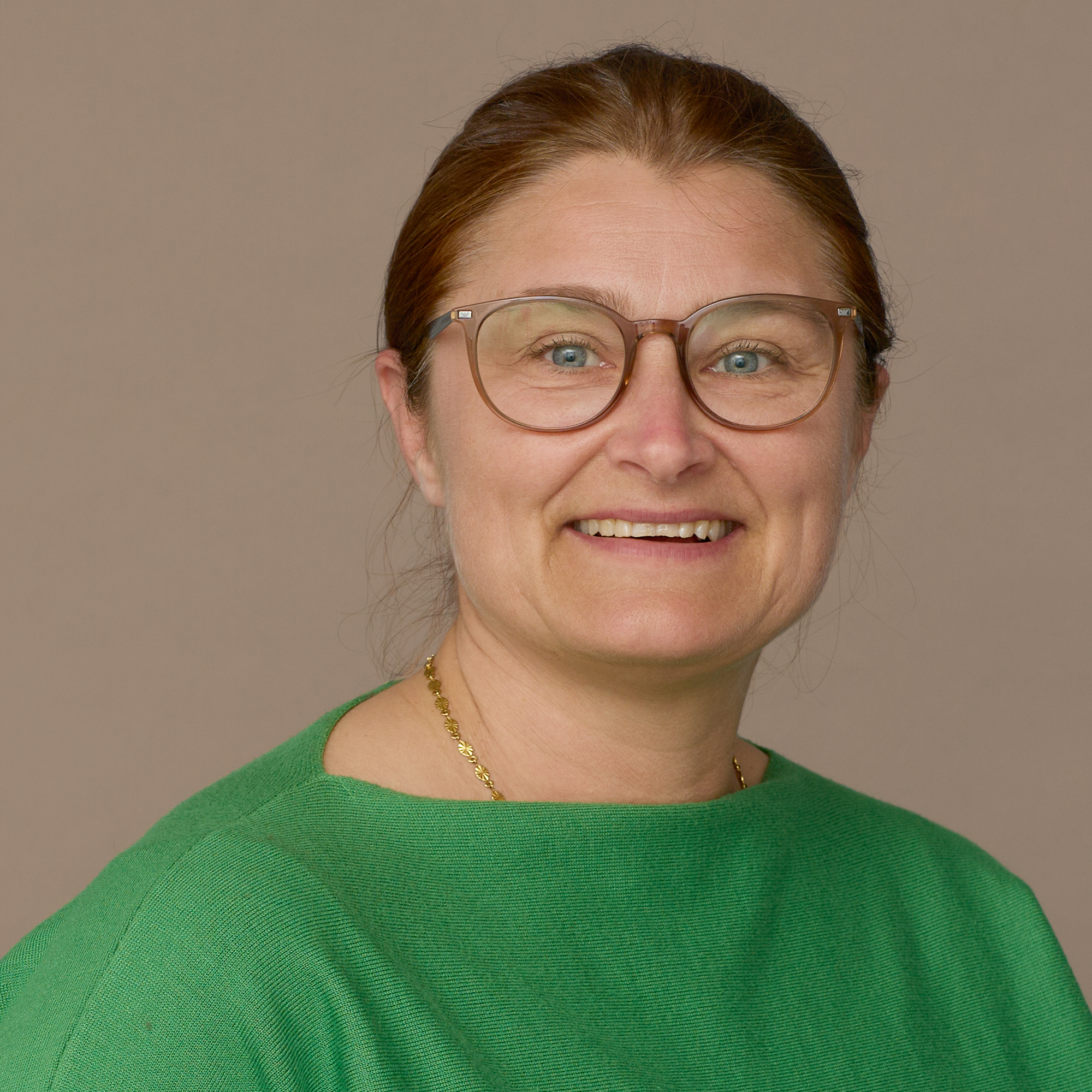 Anja Brun Baggrund
